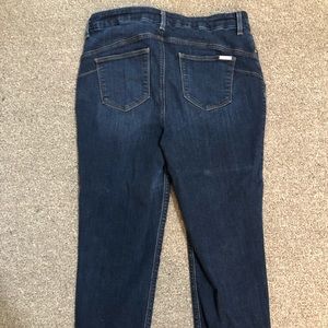 Chico’s so lifting crop jeans